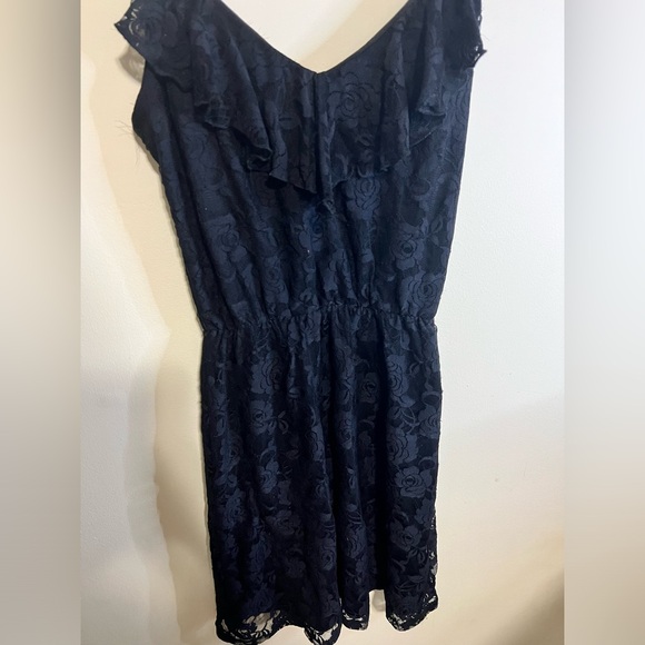 Spaghetti Strap Lace Dress - Picture 9 of 14
